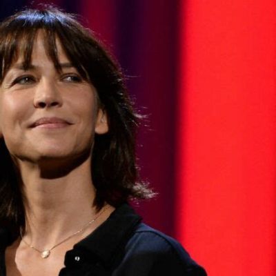 Stardust Gala: Eine Nacht voller Glamour mit der einzigartigen Sophie Marceau!